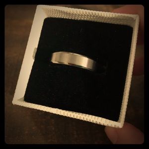 Men’s titanium ring